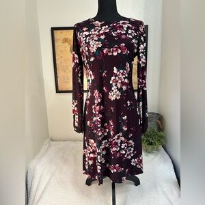Tommy Hilfiger cute floral dress. Size 4.